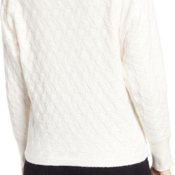 🔹️Vince Camuto Antique White Chevron Knit Lightweight Sweater Large - Picture 3 of 11